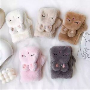 Cutest Plush bunny Gloves 😜 🐰